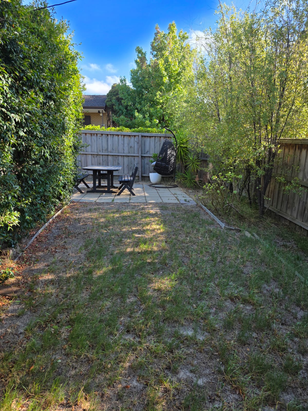 Lawn mowing Melbourne